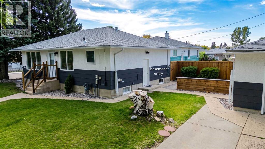 1721 2b Avenue N Property Photo 4
