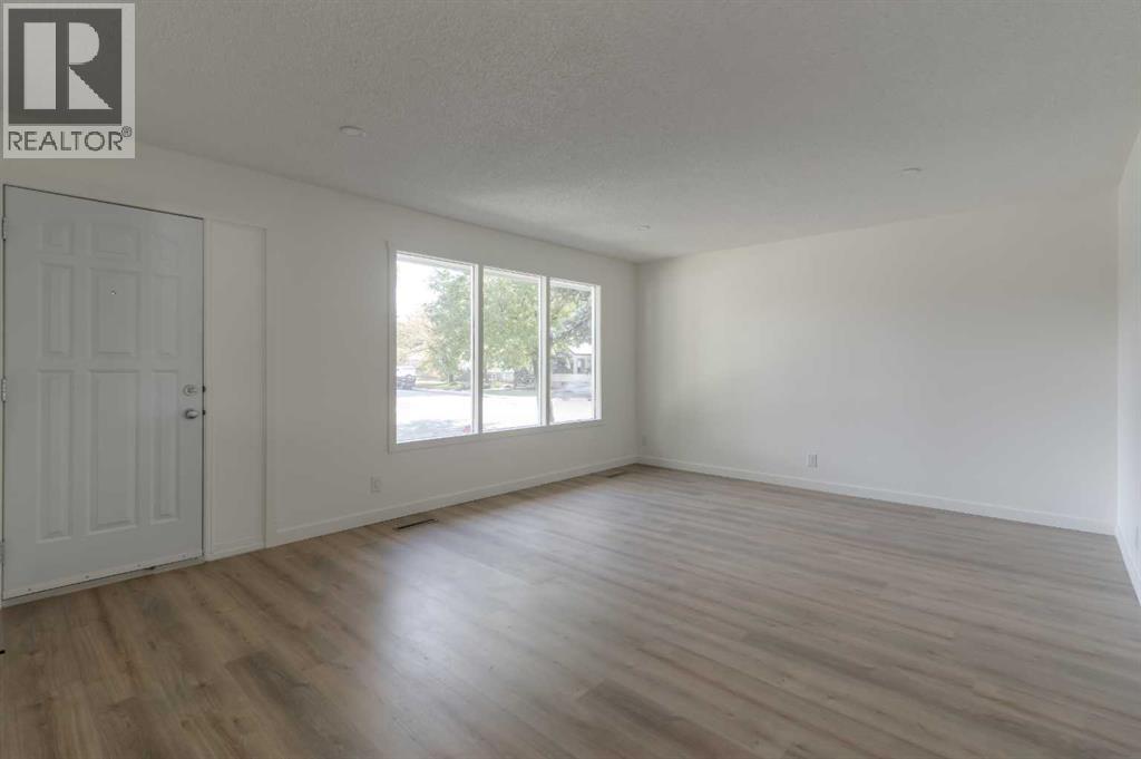 1721 2b Avenue N Property Photo 6