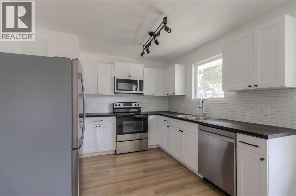 1721 2b Avenue N Property Photo 11