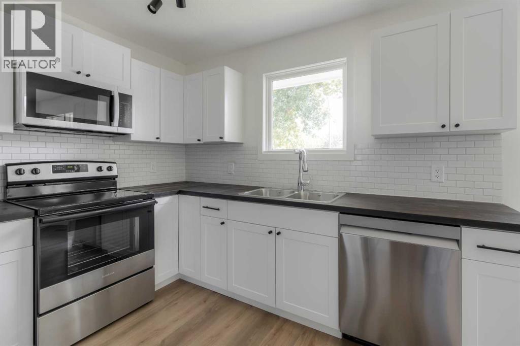 1721 2b Avenue N Property Photo 15