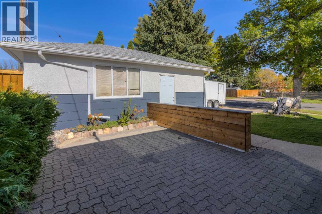 1721 2b Avenue N Property Photo 38