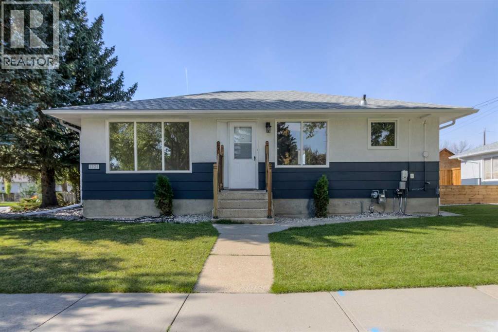 1721 2b Avenue N Property Photo 44