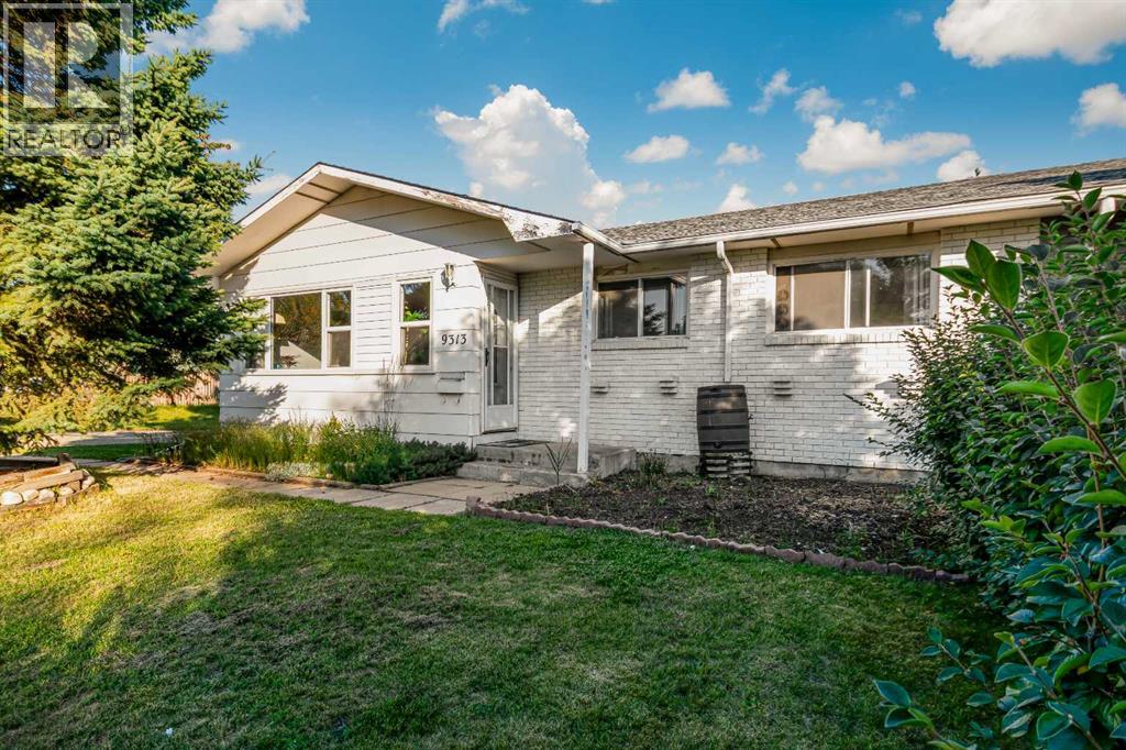 9313 111 Avenue Property Photo 1