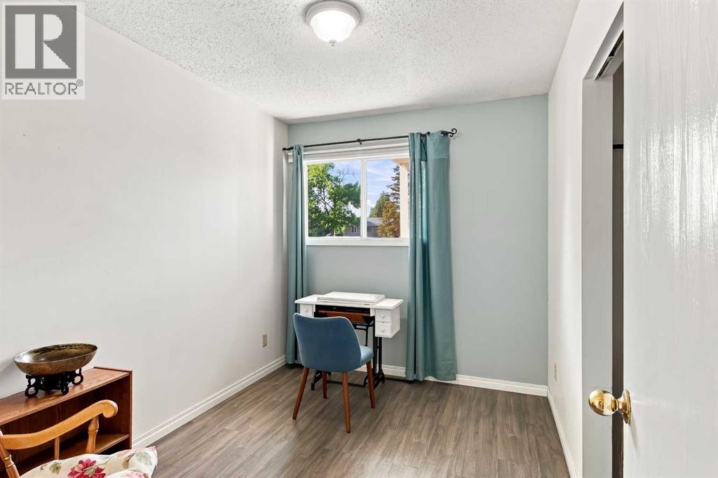 9313 111 Avenue Property Photo 14