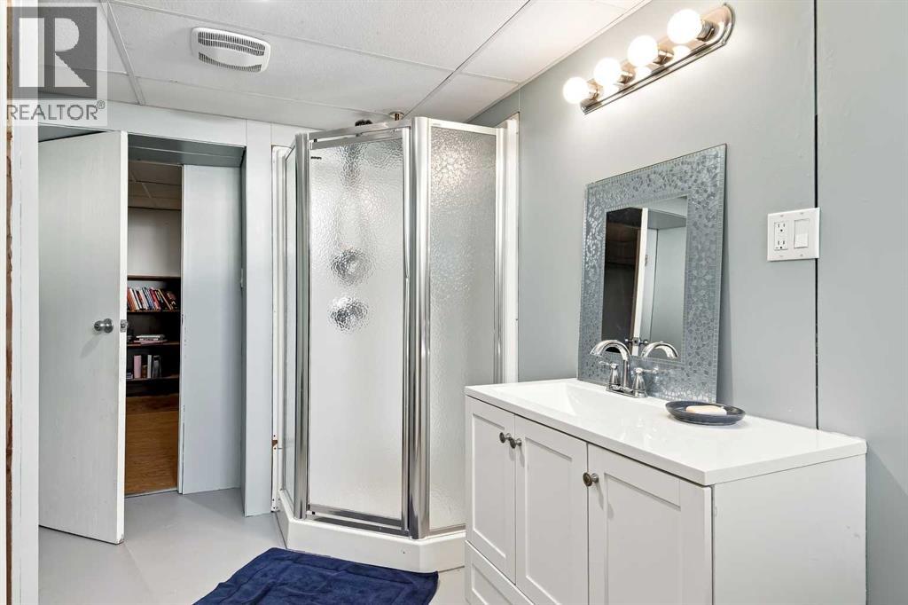 9313 111 Avenue Property Photo 22