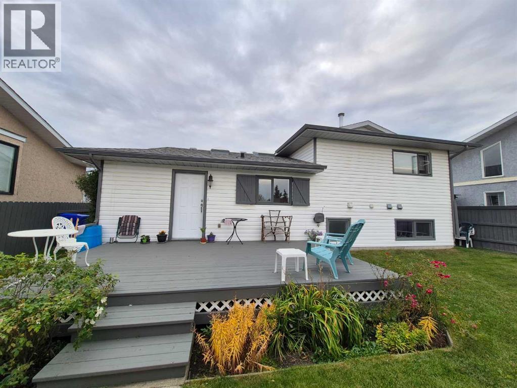 5715 58 Avenue Property Photo 14