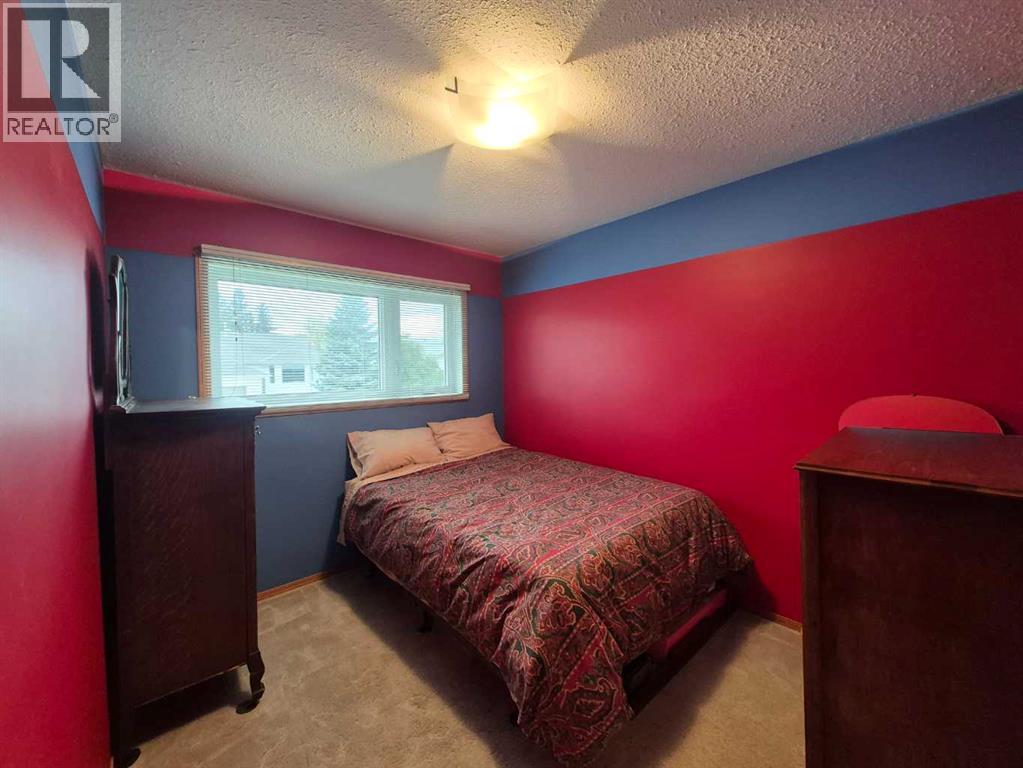 5715 58 Avenue Property Photo 37