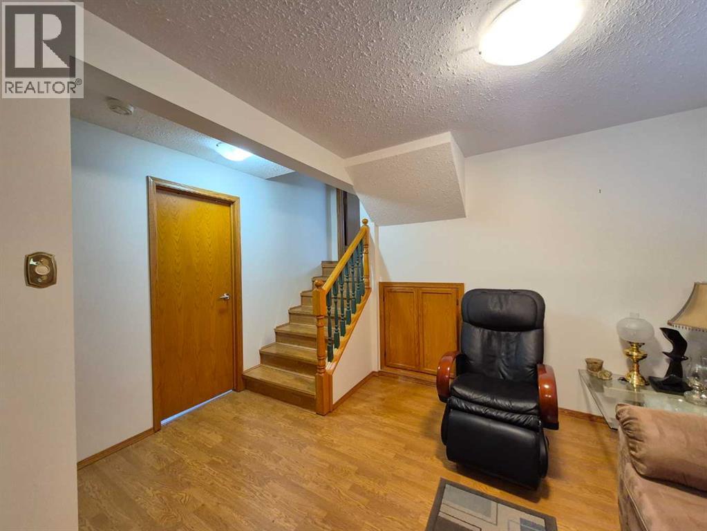 5715 58 Avenue Property Photo 41