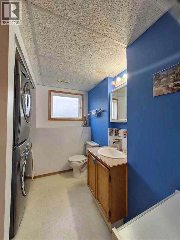 5715 58 Avenue Property Photo 44