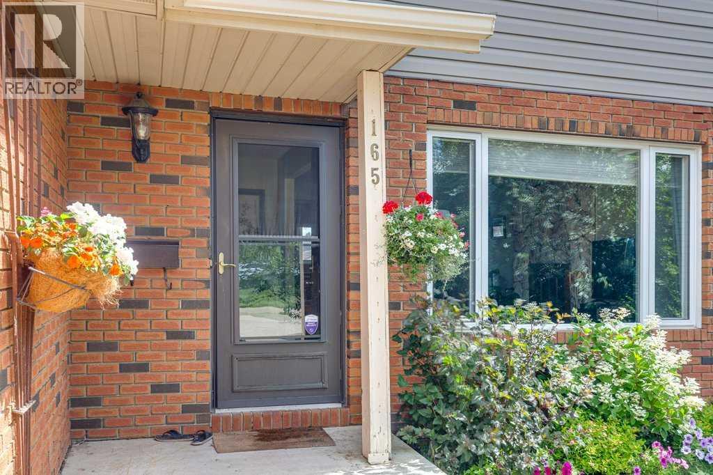 165 Greig Drive Property Photo 4