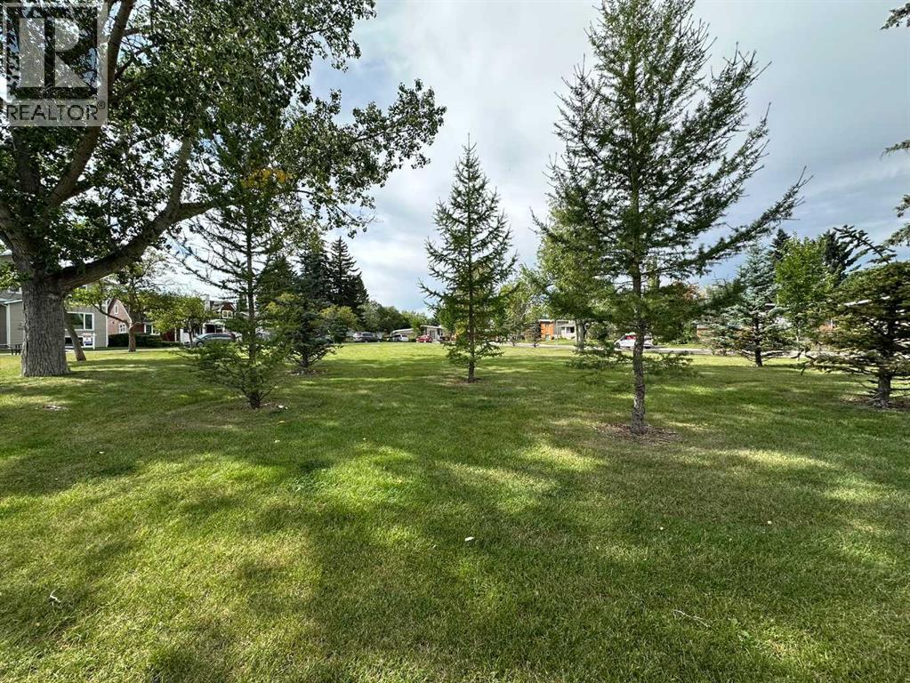 3540 Bulyea Crescent Nw Property Photo 2