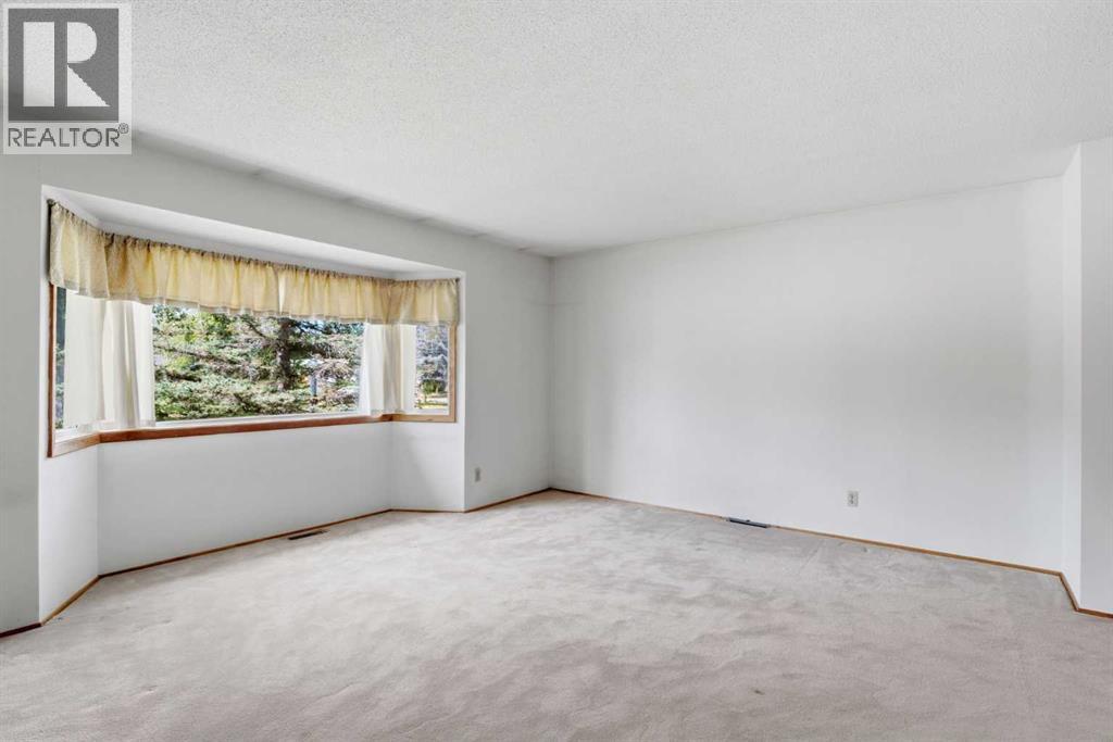 3540 Bulyea Crescent Nw Property Photo 5