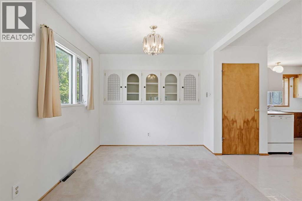 3540 Bulyea Crescent Nw Property Photo 7