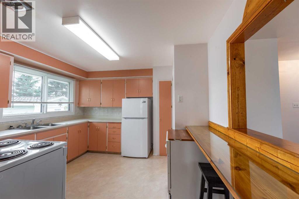 104 Fraser Street Property Photo 2