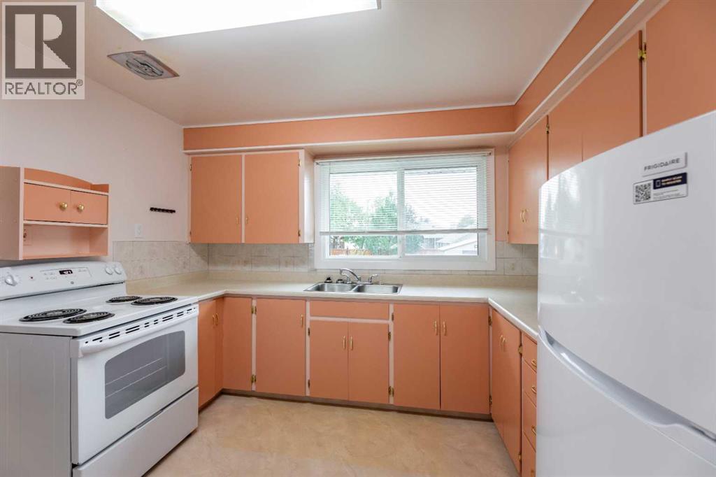 104 Fraser Street Property Photo 4