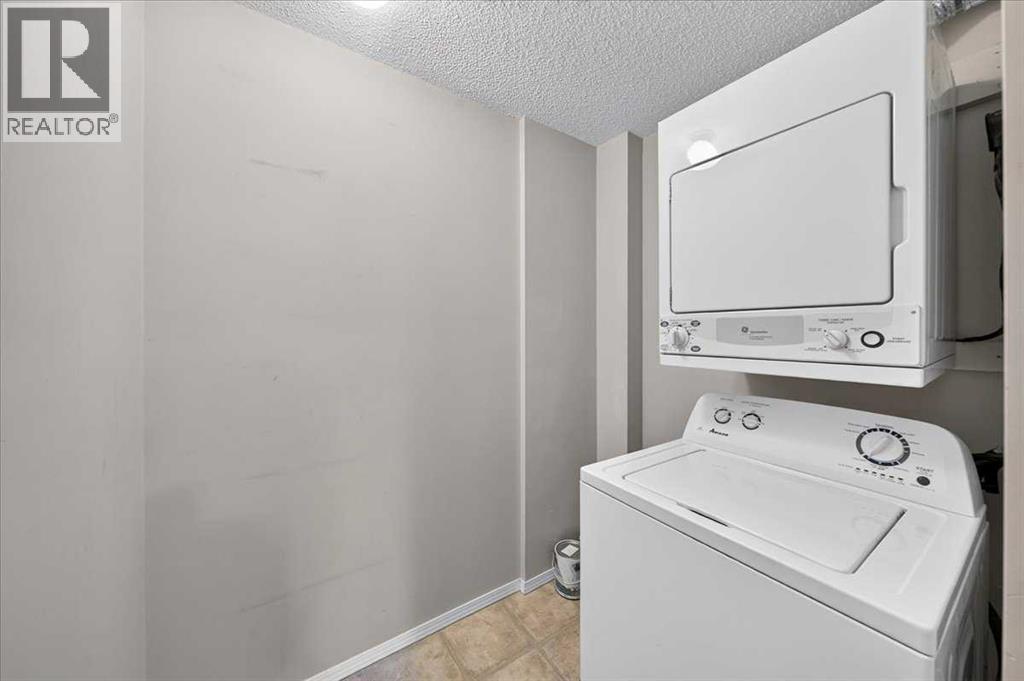 8810 Royal Birch Boulevard Northwest Property Photo 8