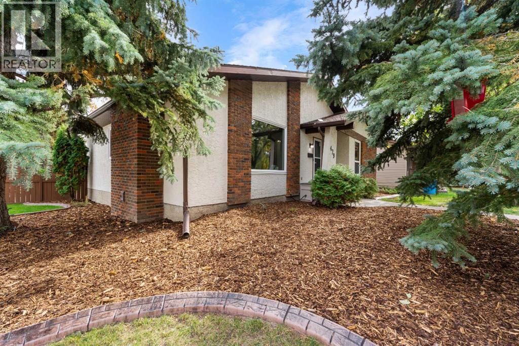 479 Bracewood Crescent Sw Property Photo 2