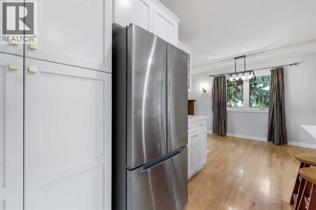 479 Bracewood Crescent Sw Property Photo 28