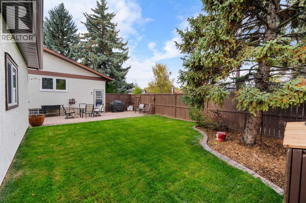 479 Bracewood Crescent Sw Property Photo 40