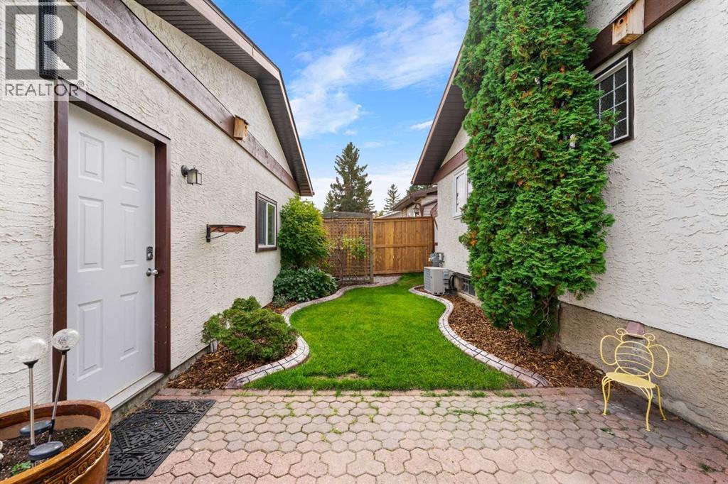 479 Bracewood Crescent Sw Property Photo 42