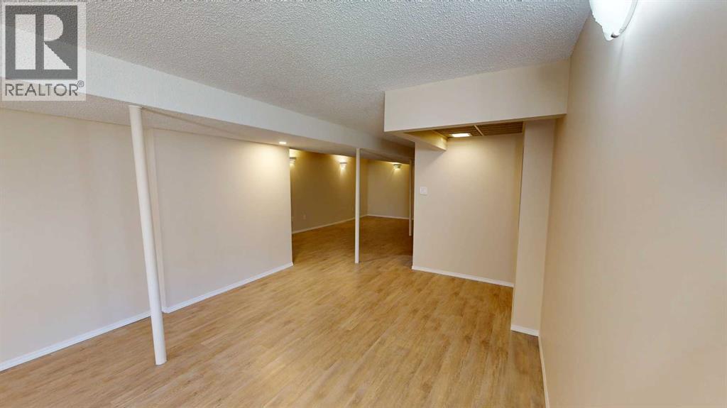12124 95a Street Property Photo 13