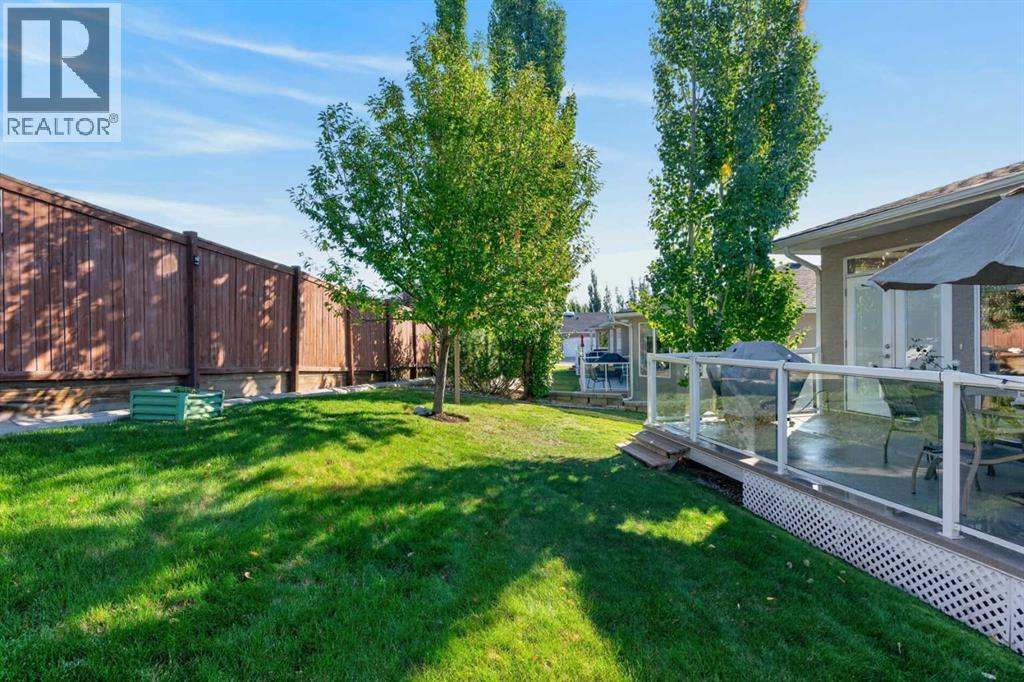 64 Elysian Crescent Sw Property Photo 36