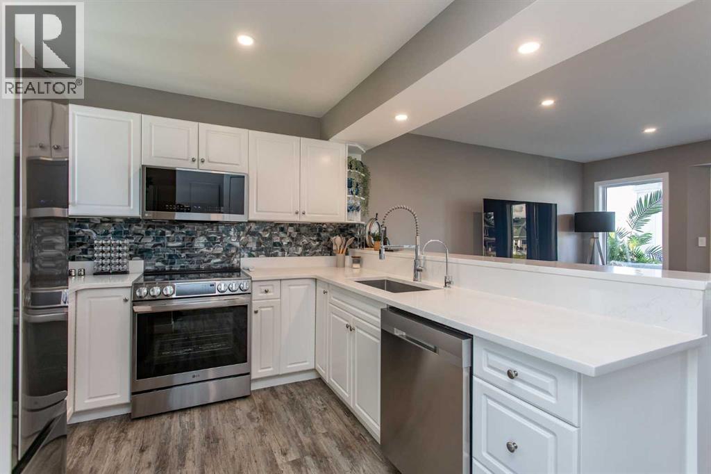 116 Marina Bay Court Property Photo 14