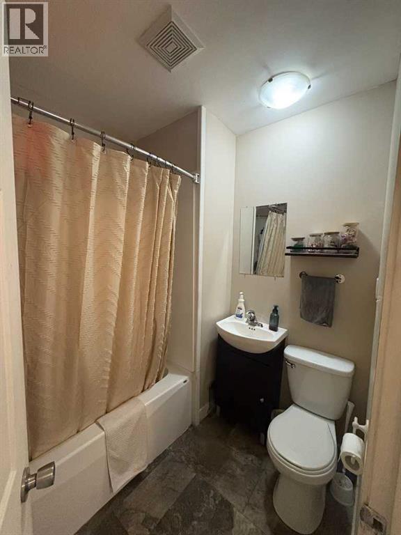 4705 49 Street Property Photo 11