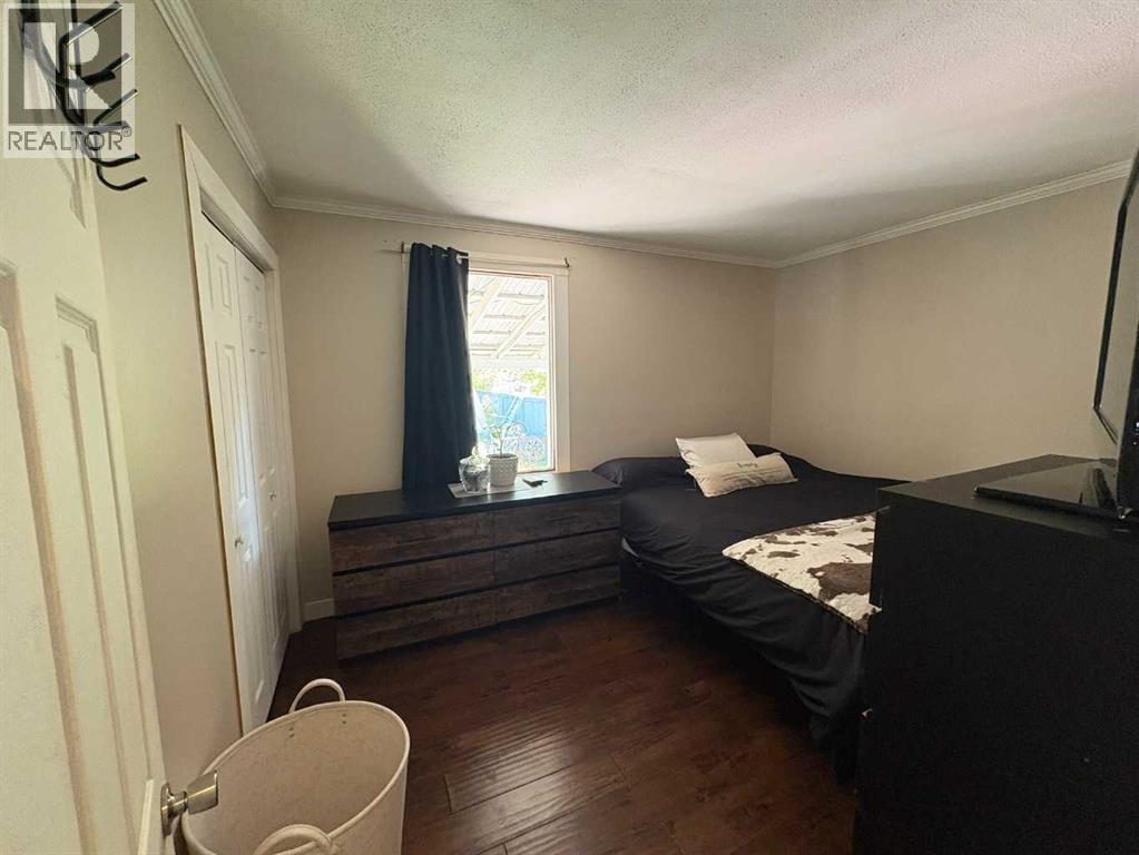 4705 49 Street Property Photo 13