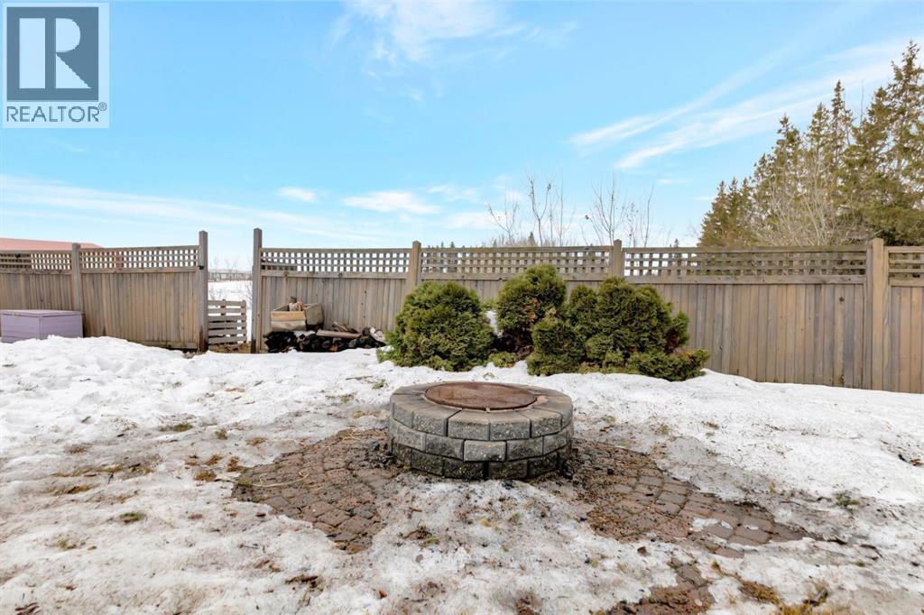 207 3rd Avenue E Property Photo 39