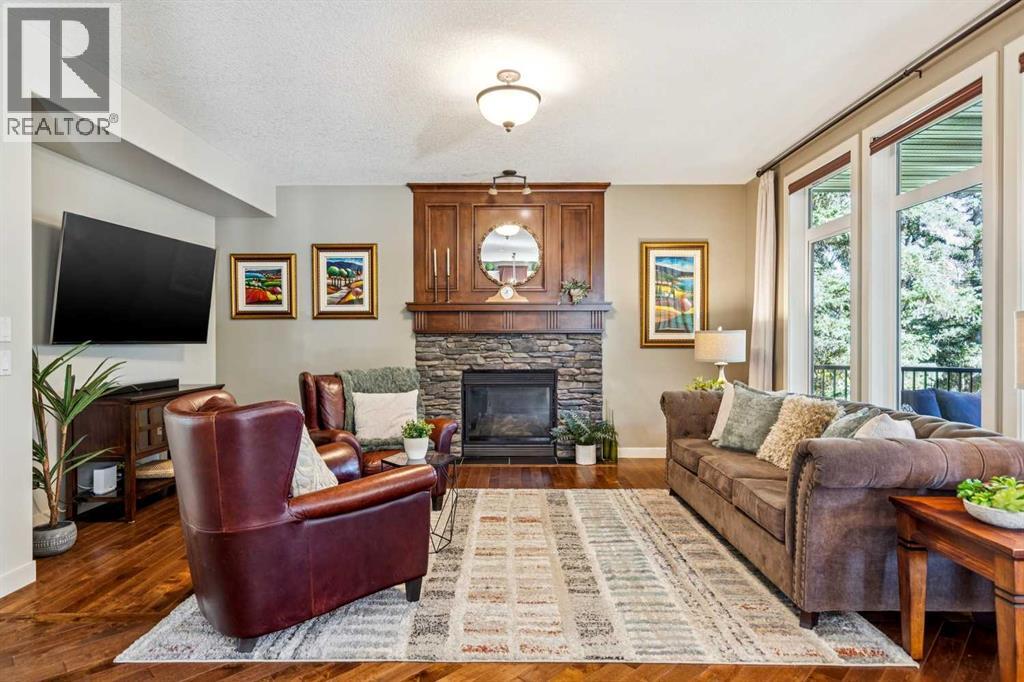 158 Hawk's Landing Drive Property Photo 3