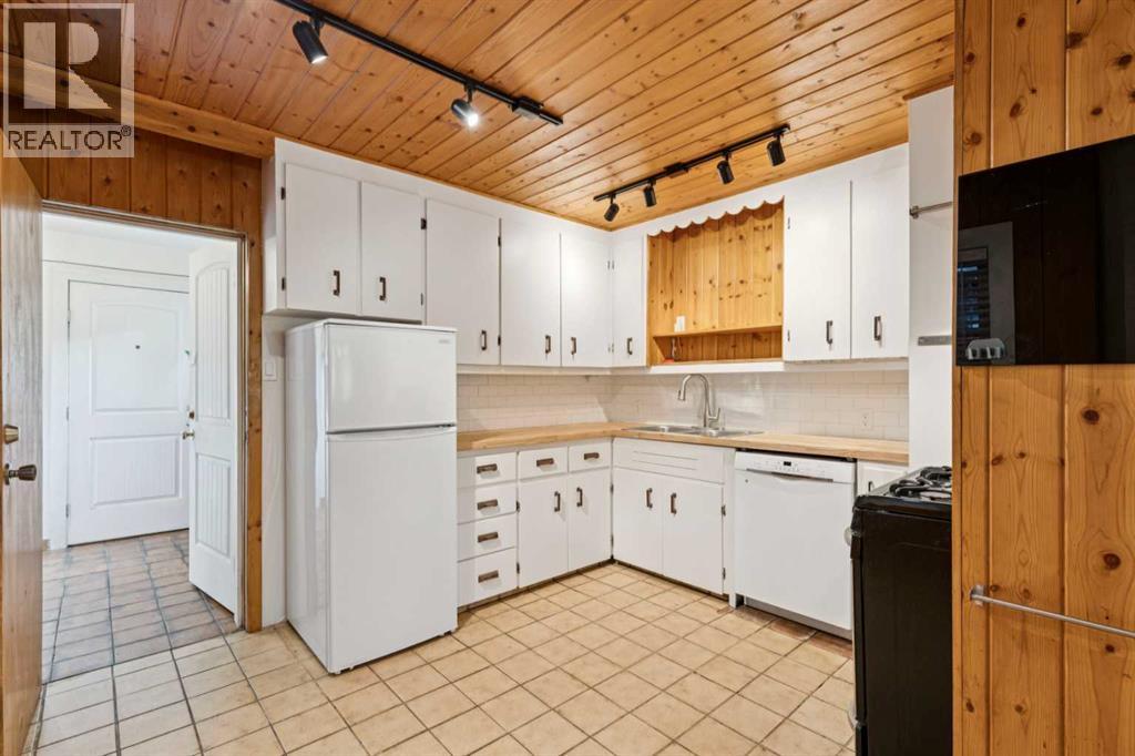 130 30 Avenue Ne Property Photo 7