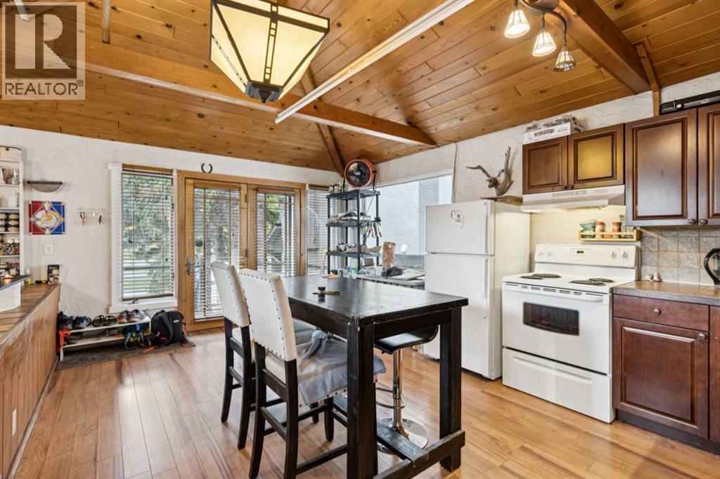 130 30 Avenue Ne Property Photo 21