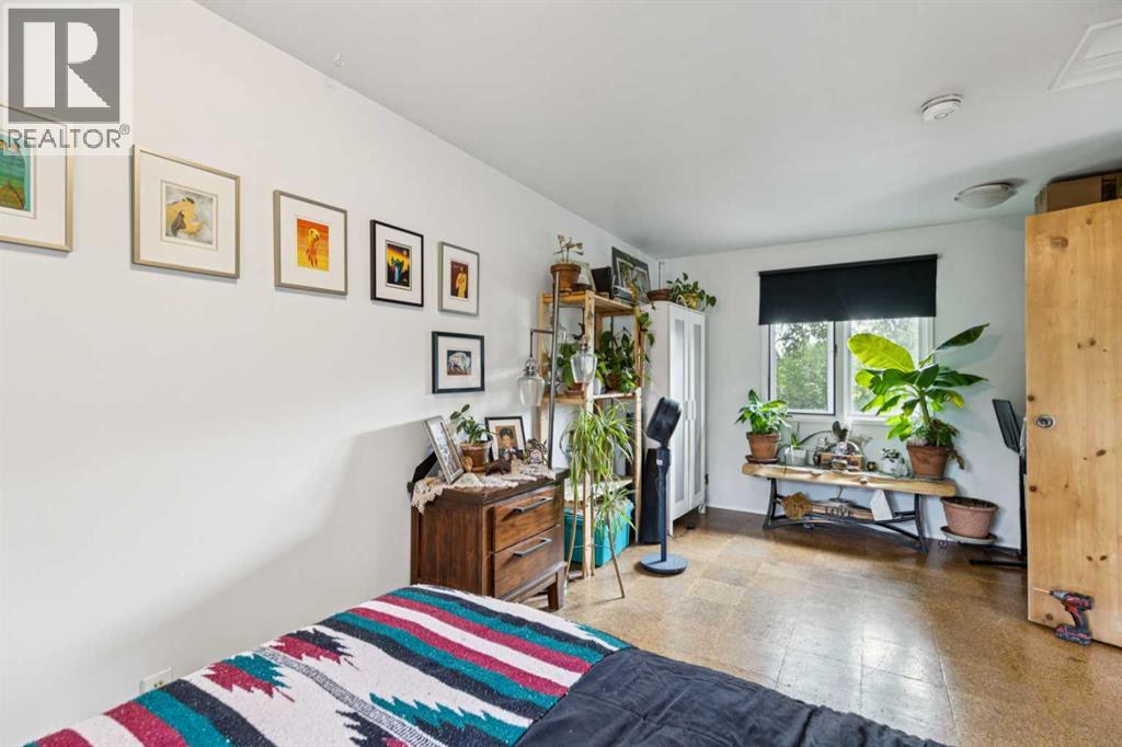130 30 Avenue Ne Property Photo 25