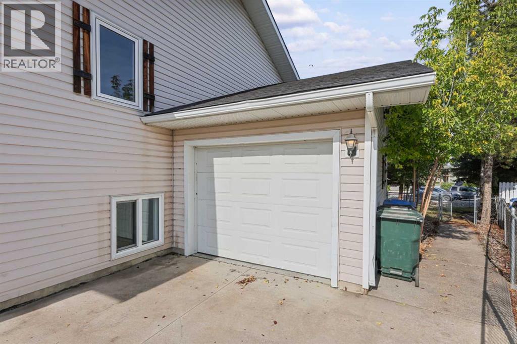 1525 Mary Place Property Photo 23