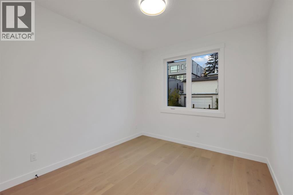 4614 22 Avenue Nw Property Photo 36