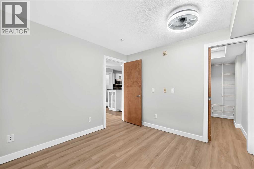 317 19 Avenue Southwest Property Photo 28