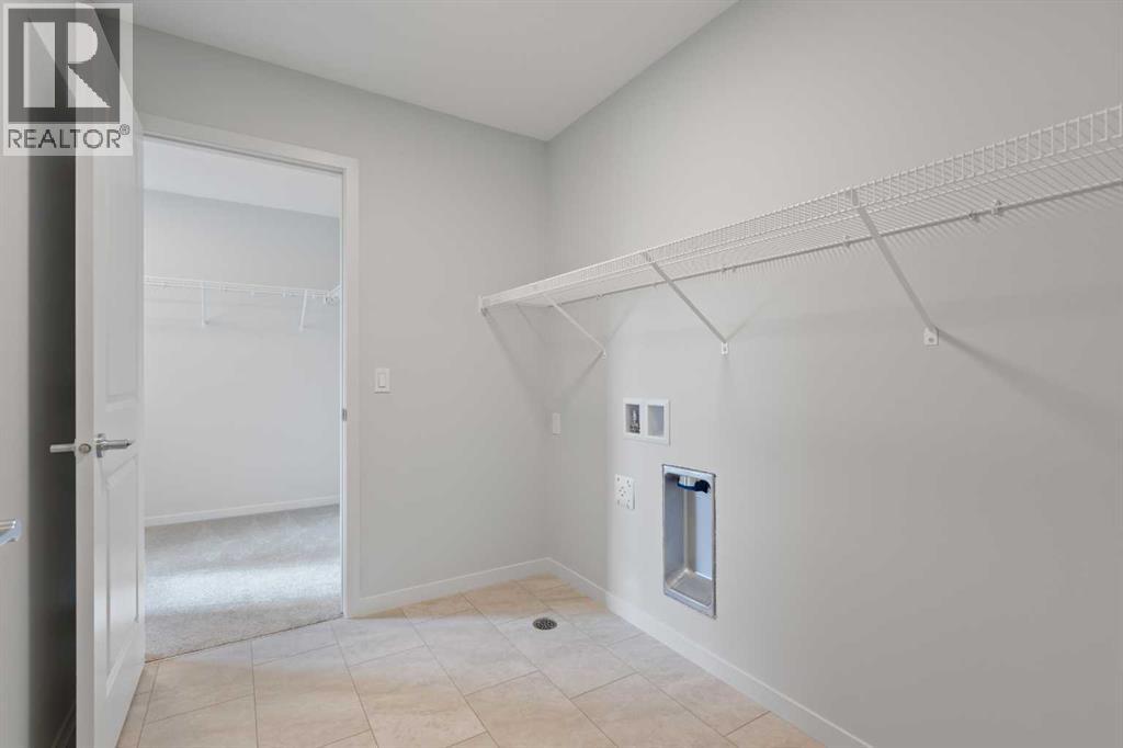 308 Montrose Crescent Se Property Photo 25