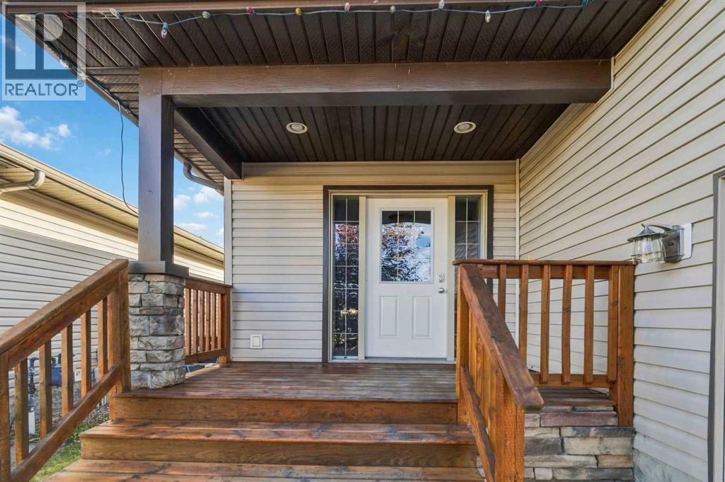 120 Hawthorn Way Property Photo 3