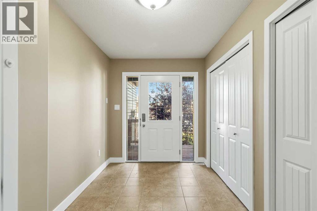 120 Hawthorn Way Property Photo 4