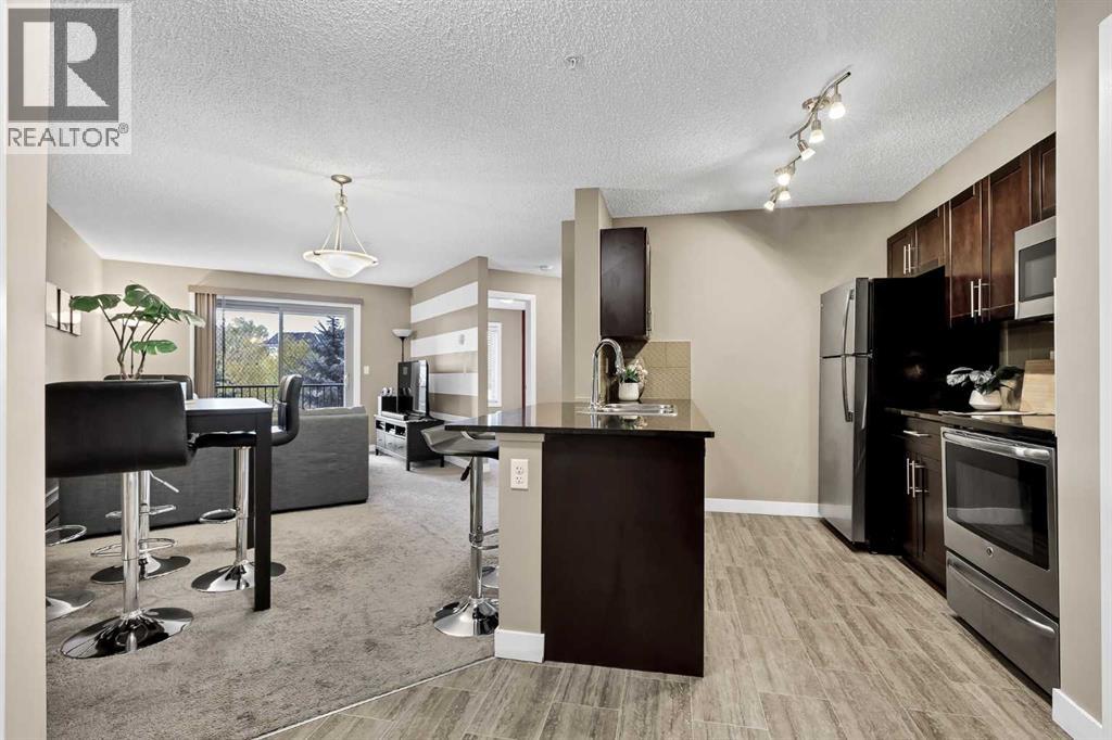15 Saddlestone Way Northeast Property Photo 3