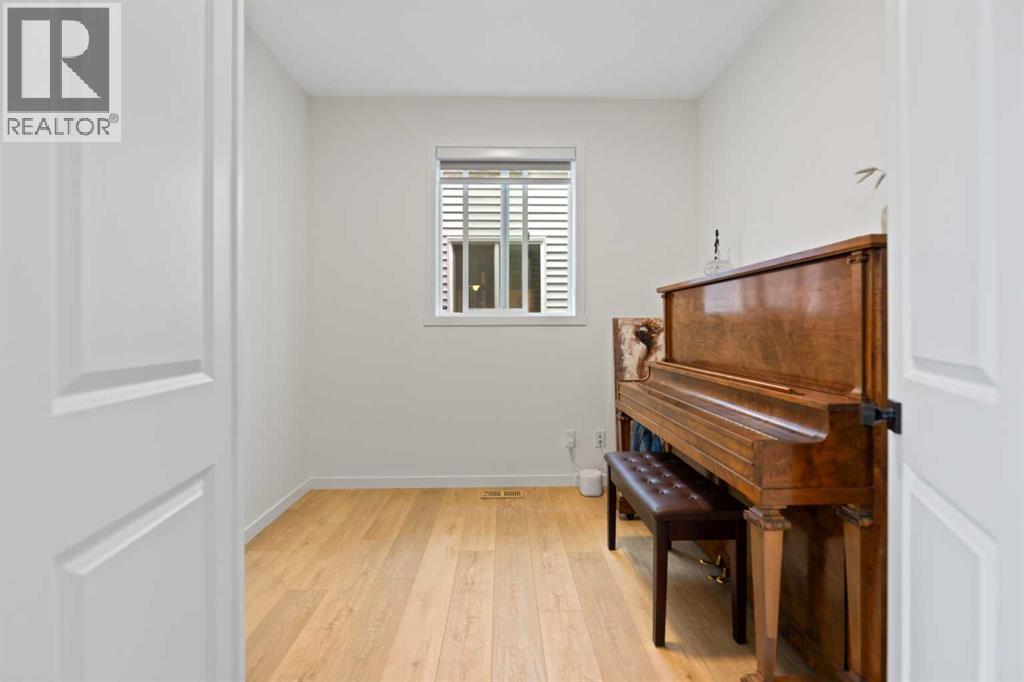 48 Southborough Lane Property Photo 8