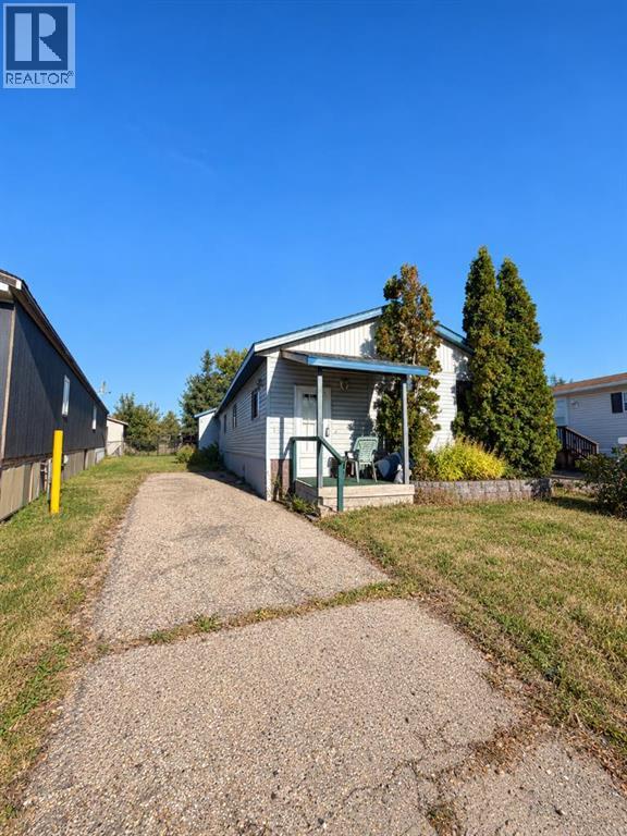 232 Gregoire Crescent Property Photo 1