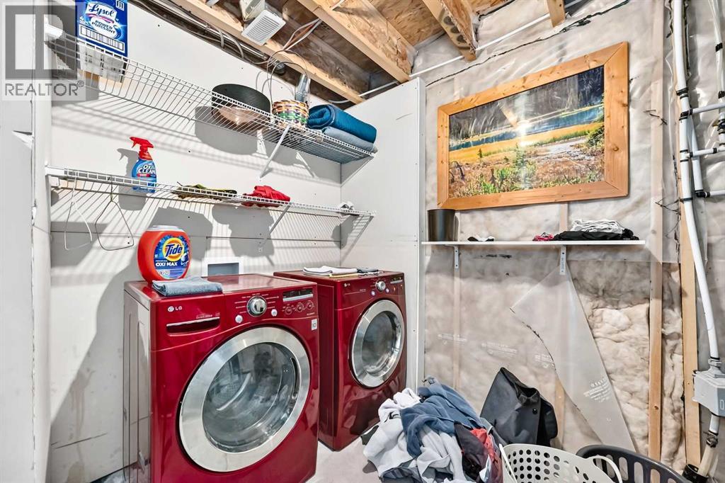 567 Evanston Drive Nw Property Photo 16