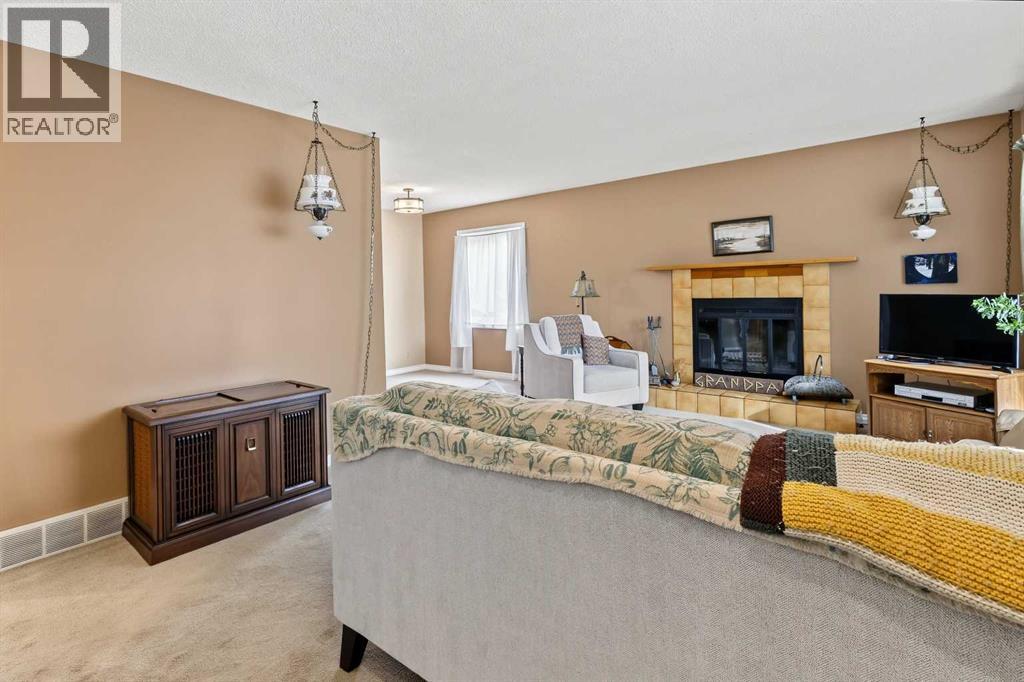 148 Marwood Circle Ne Property Photo 4
