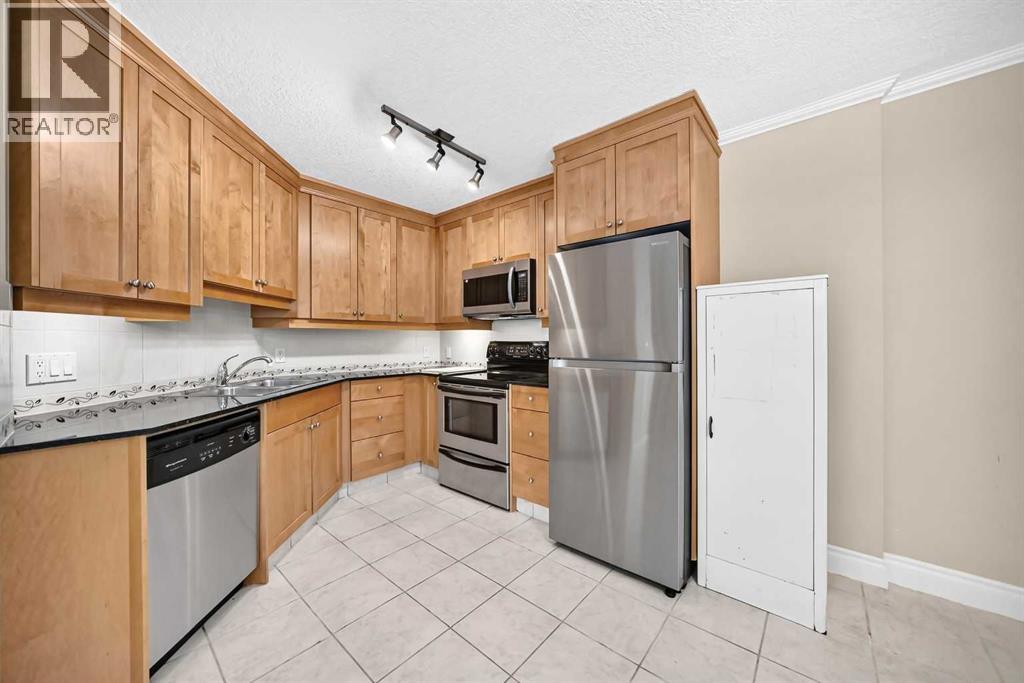 4554 Valiant Drive Northwest Property Photo 7