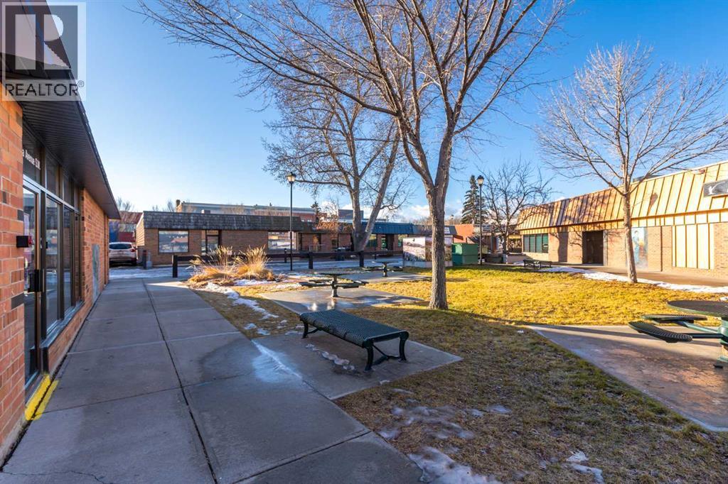 121 1 Street Sw Property Photo 4