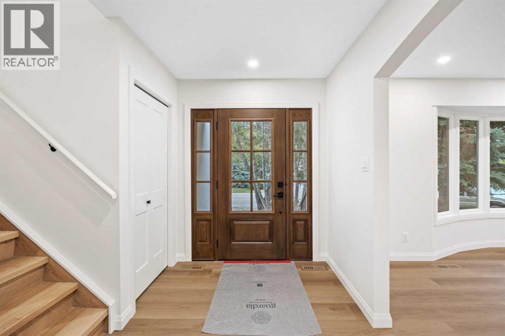 124 Canterbury Drive Sw Property Photo 3