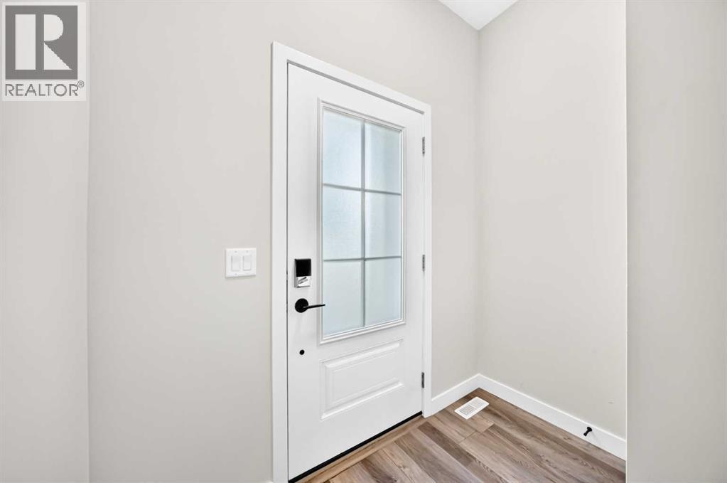 150 Les Jardins Park Se Property Photo 5