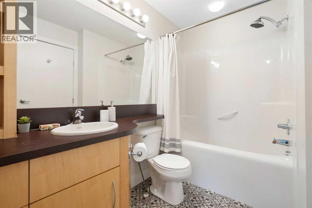 69 Springborough Court Southwest Property Photo 13